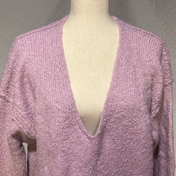 Free People Super Soft XS Pink V Neck Sweater - Picture 2 of 4